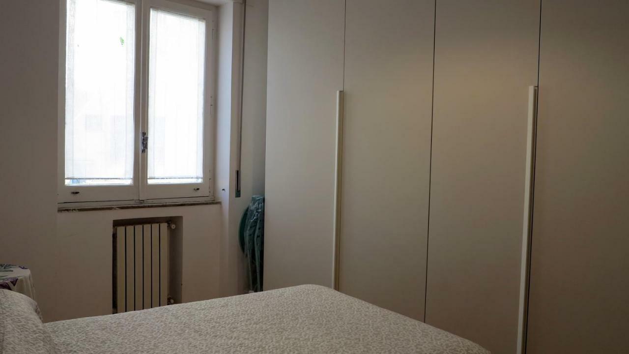 Spacious Panoramic Apartment - Half Way Center-Vomero District Napels Buitenkant foto